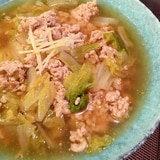 生姜がアクセント♪白菜と鶏そぼろ煮